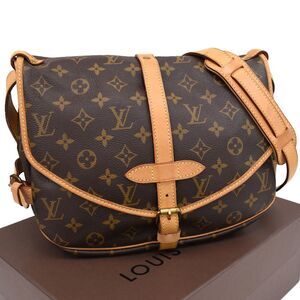 Louis Vuitton Saumur 30 Messenger Shoulder Bag